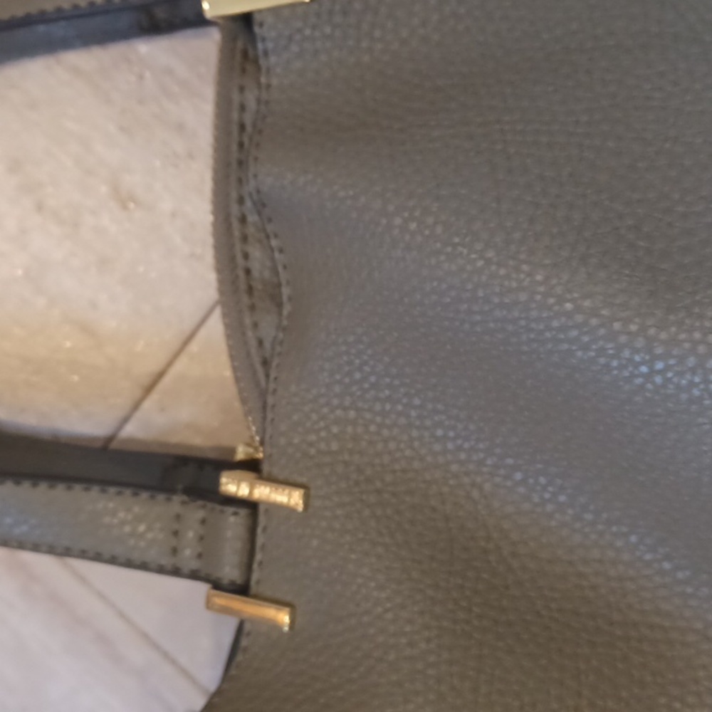 Steve Madden Army Green Shoulder/Handbag - Picture 9 of 13